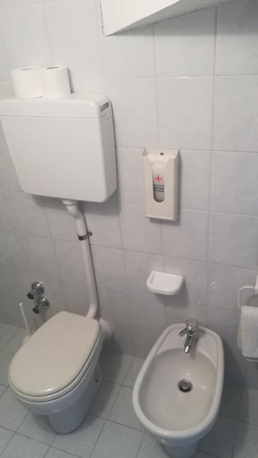 Affittacamere Entreves La Thuile Bagian luar foto