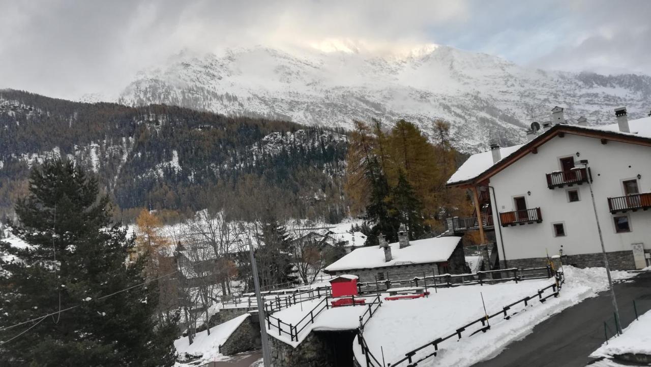 Affittacamere Entreves La Thuile Bagian luar foto