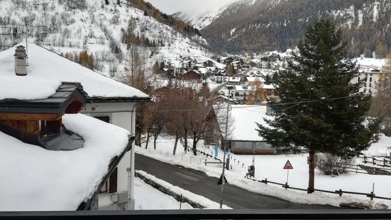 Affittacamere Entreves La Thuile Bagian luar foto