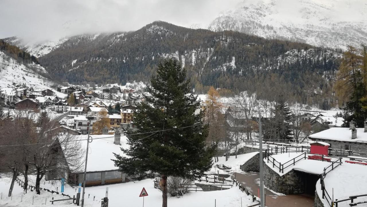 Affittacamere Entreves La Thuile Bagian luar foto