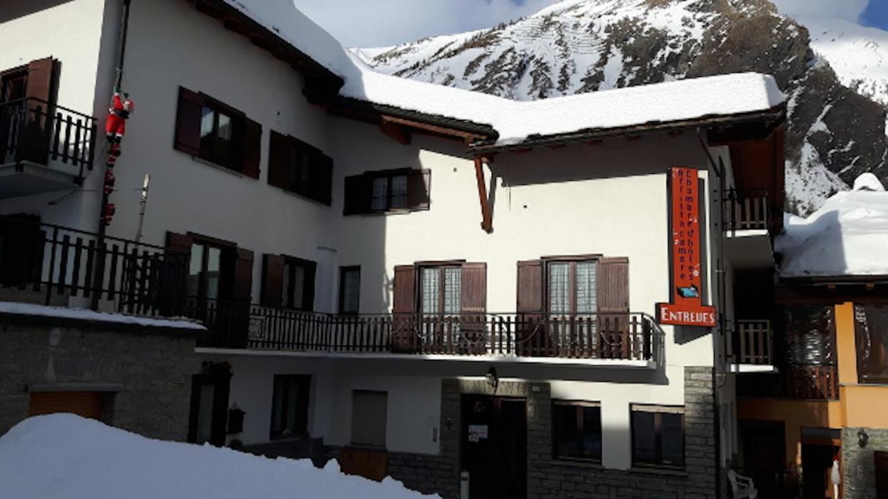 Affittacamere Entreves La Thuile Bagian luar foto