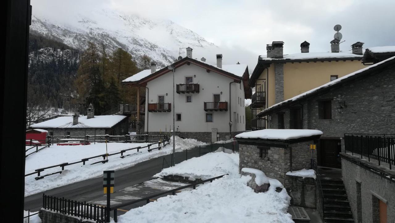Affittacamere Entreves La Thuile Bagian luar foto